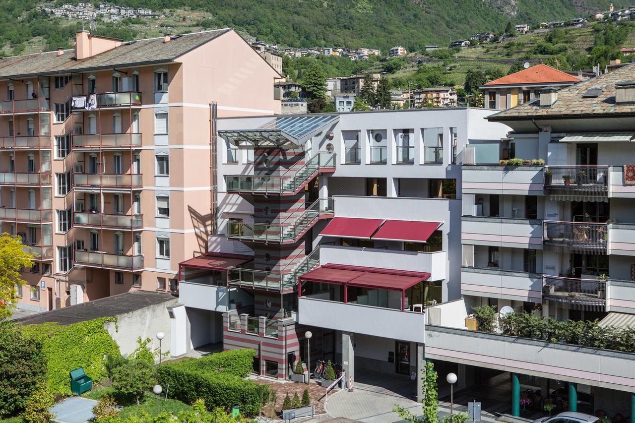 Piazzi House Aparthotel Sondrio Buitenkant foto