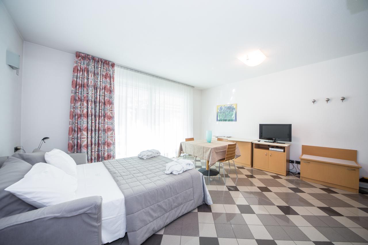 Piazzi House Aparthotel Sondrio Buitenkant foto