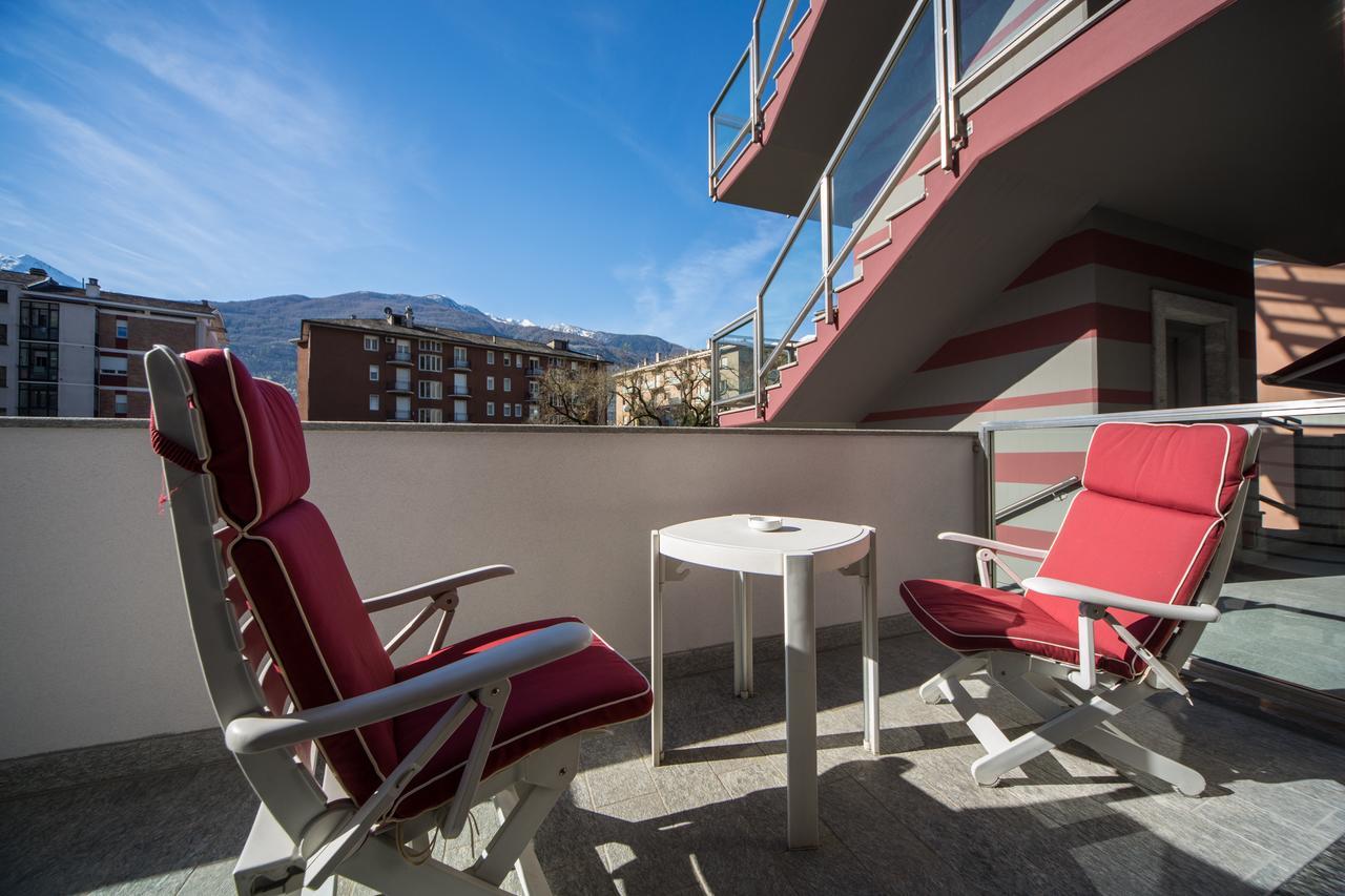 Piazzi House Aparthotel Sondrio Buitenkant foto
