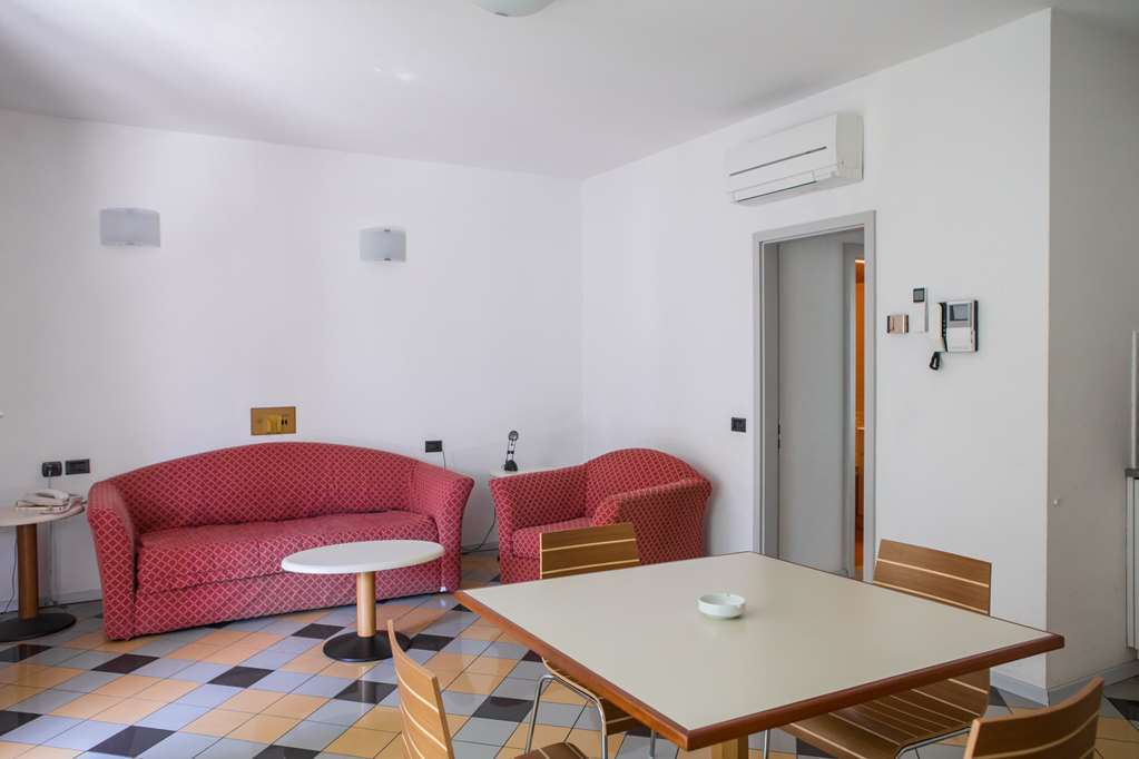 Piazzi House Aparthotel Sondrio Kamer foto